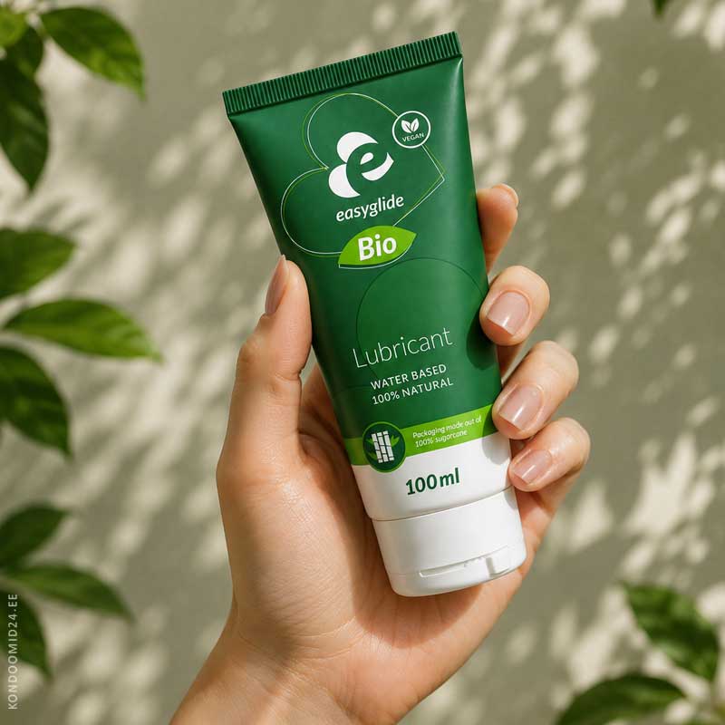 EasyGlide Bio & Natural libesti tuub käes